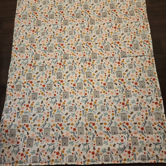 Birds and bees quilt - Picture 3 of 4